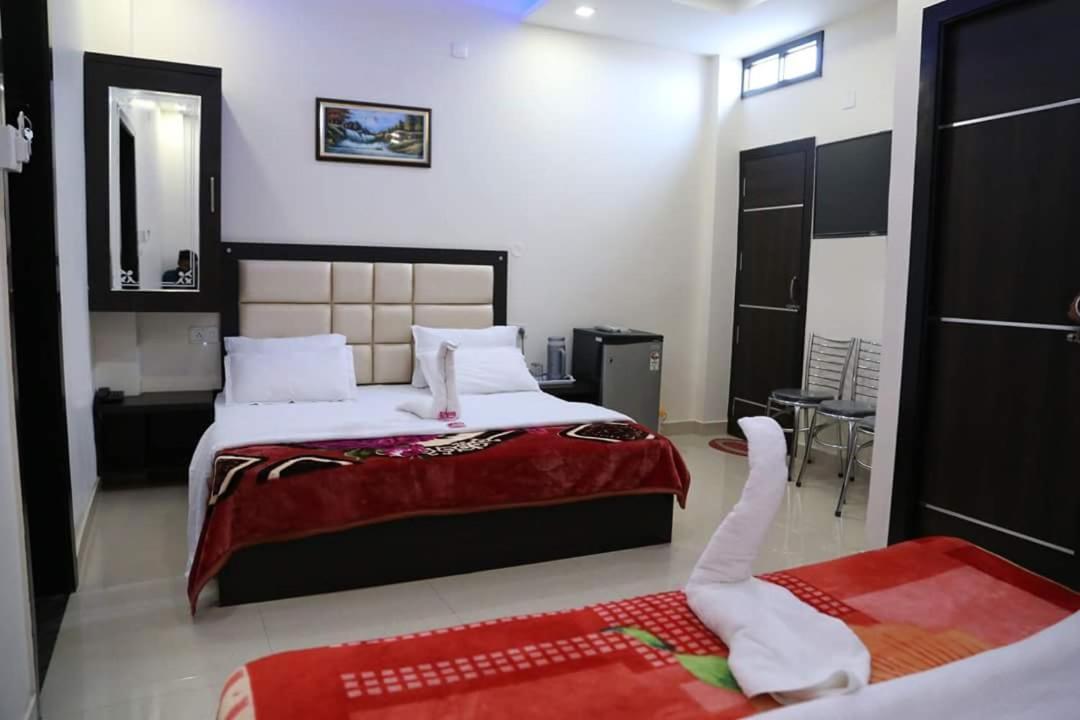 Hotel White Tulip Amritsar Exterior foto