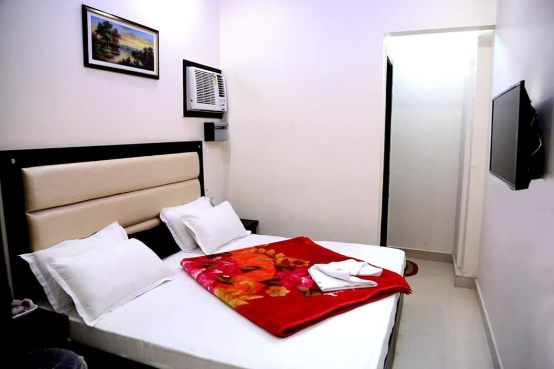 Hotel White Tulip Amritsar Exterior foto